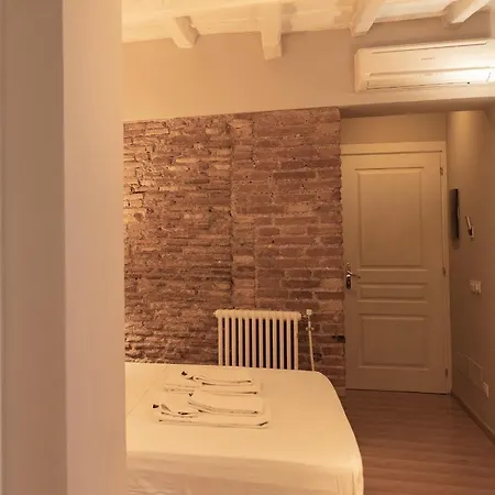 ベッド・アンド・ブレックファスト Trastevereinn ローマ