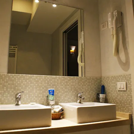 Trastevereinn לינה וארוחת בוקר רומא