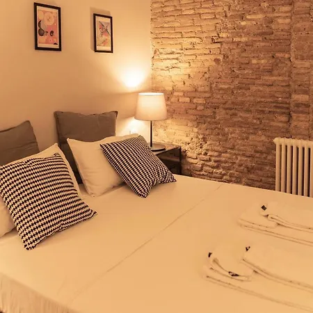 Trastevereinn לינה וארוחת בוקר 4*