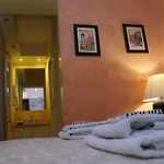 Trastevereinn Bed & Breakfast 4*
